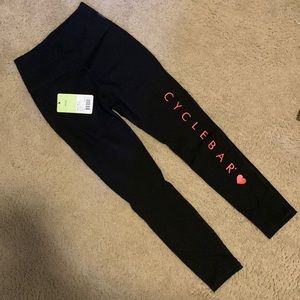 ❤️ NWT CycleBar Leggings with logo & heart ❤️